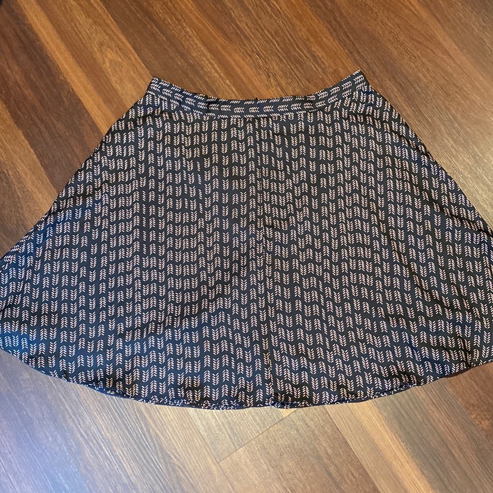 Loft black patterned a-line/skater skirt, size 10